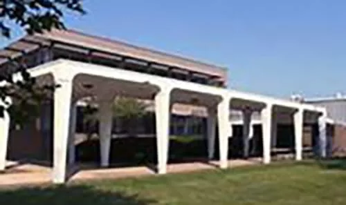 Exterior of Bradley Business