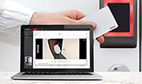 Person using infinias 6.2